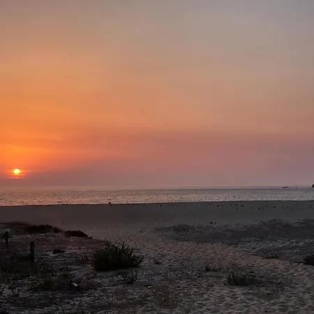 Nazare Uninterrupted Views And Sounds Of The Sea Apartmán *