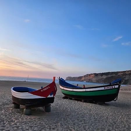 Nazare Uninterrupted Views And Sounds Of The Sea * Pataias