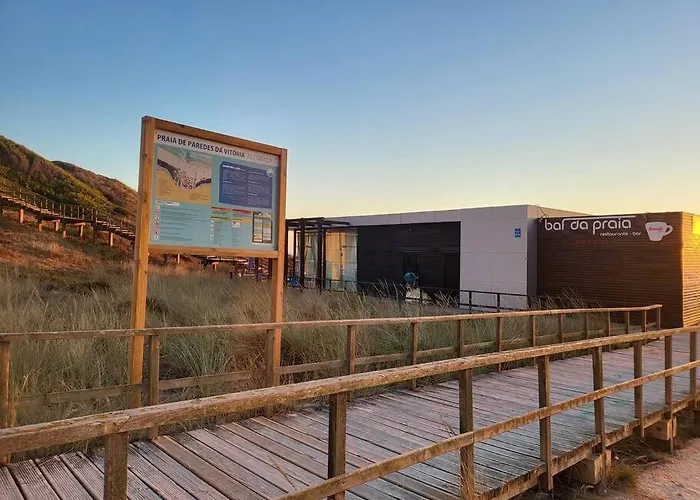 Nazare Uninterrupted Views And Sounds Of The Sea * Pataias